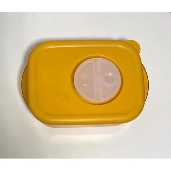Tupperware Rock 'n Serve 1 cup 3387 & 3388 Yellow Orange Microwave Like New - Picture 2 of 7